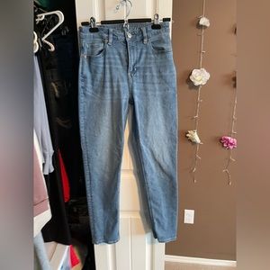 American eagle mom jean size 2